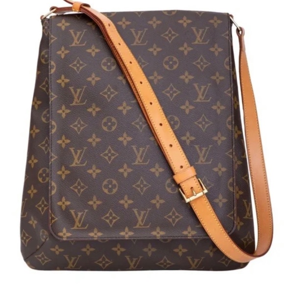 Authentic Louis Vuitton Large Musette Salsa - Picture 2 of 8